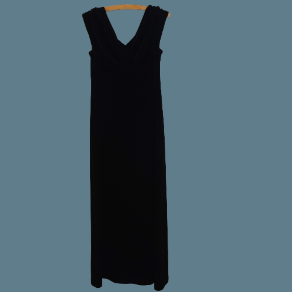 Bobbie Bee Velvet Maxi